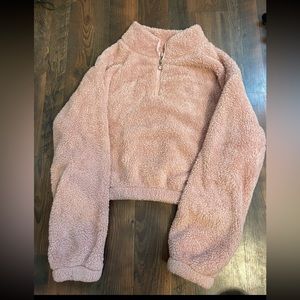 light pink cropped sherpa quarter zip